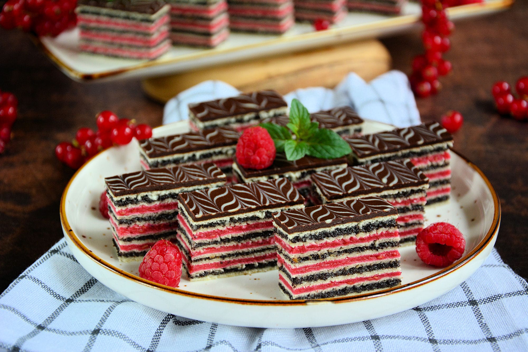 European Raspberry & Poppy Seed Layer Cake | Minja's Kitchen