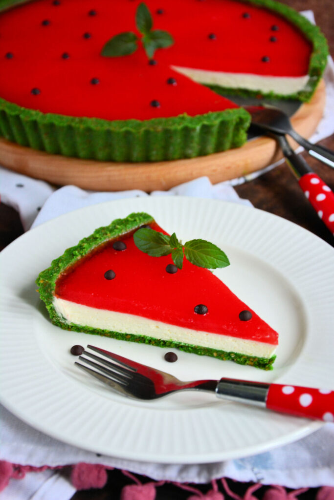 Slice of no-bake watermelon tart with green cookie crust and vanilla filling | Minja's Kitchen Slice of no-bake watermelon tart with green cookie crust and vanilla filling